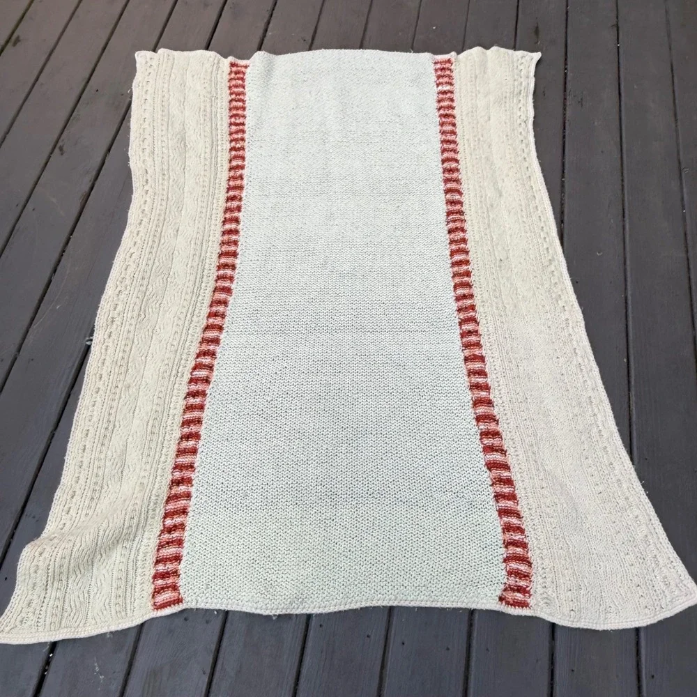 2.8.11 Cable Knit Throw Blanket 67x60 Cream Rust Aran Style Fisherman Bobble